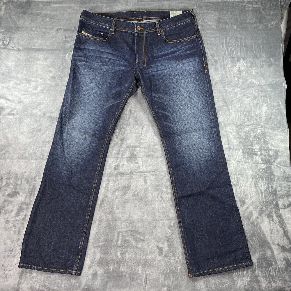 Diesel Zatiny Jeans Regular Bootcut Men's Size 36x32 Blue Dark Wash 0RUS5